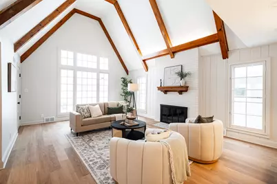 10705 W Wisconsin Ave, Wauwatosa, WI 53226 - Photo 6