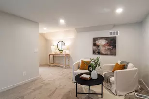 10705 W Wisconsin Ave, Wauwatosa, WI 53226 - Photo 34