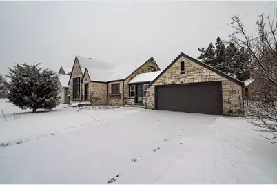 10705 W Wisconsin Ave, Wauwatosa, WI 53226 - Photo 48