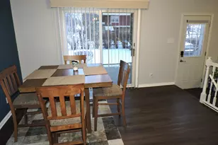 1003 Peterson St, Fort Atkinson, WI 53538 - Photo 6