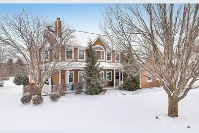 W291N4174  Prairie Wind Cir, Delafield, WI 53072 - Photo 10