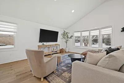 3315  98th Pl, Pleasant Prairie, WI 53158 - Photo 6