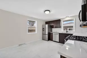 3620 88th St, Kenosha, WI 53142 - Photo 6