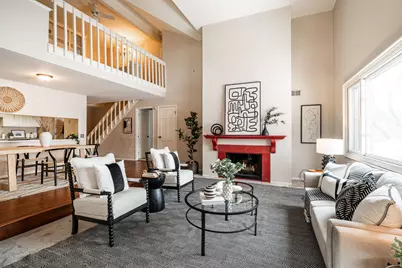 330 E Beaumont Ave #204, Whitefish Bay, WI 53217 - Photo 4