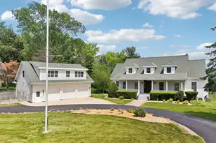 N1474 Fontana Ridge Rd, Fontana, WI 53125 - Photo 1