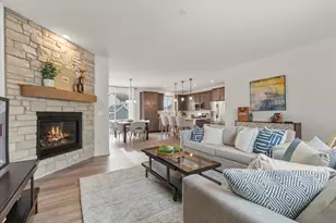 2707 Mapleton Ave, East Troy, WI 53120 - Photo 12