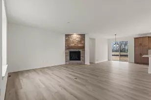 590 Twin Creeks Dr, Dousman, WI 53118 - Photo 18