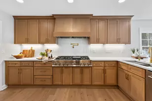 10525 N Fairway Ln, Mequon, WI 53092 - Photo 16