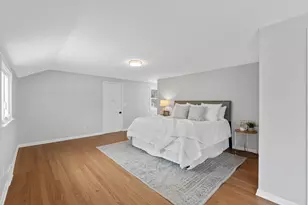 10525 N Fairway Ln, Mequon, WI 53092 - Photo 32