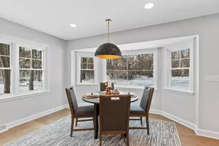 10525 N Fairway Ln, Mequon, WI 53092 - Photo 10