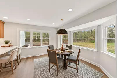 10525 N Fairway Ln, Mequon, WI 53092 - Photo 8