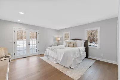 10525 N Fairway Ln, Mequon, WI 53092 - Photo 20