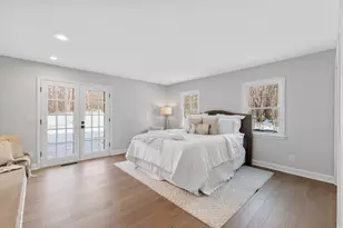 10525 N Fairway Ln, Mequon, WI 53092 - Photo 20