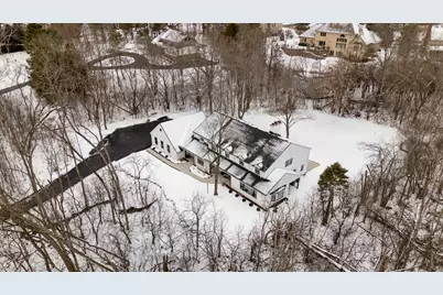 10525 N Fairway Ln, Mequon, WI 53092 - Photo 46