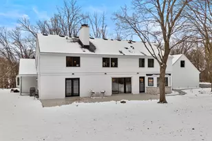 10525 N Fairway Ln, Mequon, WI 53092 - Photo 42