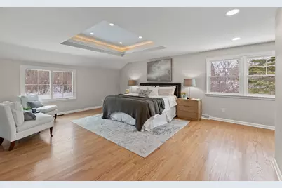 10525 N Fairway Ln, Mequon, WI 53092 - Photo 18