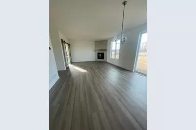 584  Twin Creeks Dr, Dousman, WI 53118 - Photo 6