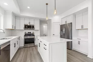 584 Twin Creeks Dr, Dousman, WI 53118 - Photo 16