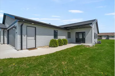 140  Sunrise Ct, Cedar Grove, WI 53013 - Photo 20