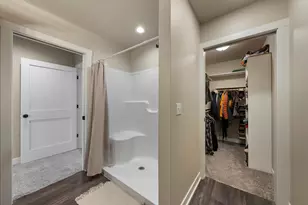 140 Sunrise Ct, Cedar Grove, WI 53013 - Photo 28