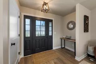 140 Sunrise Ct, Cedar Grove, WI 53013 - Photo 2