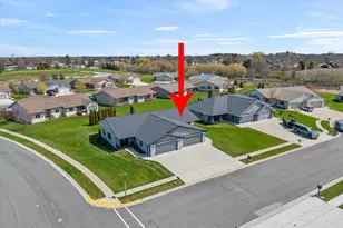 140 Sunrise Ct, Cedar Grove, WI 53013 - Photo 16