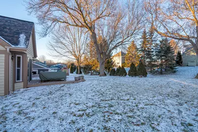 1115  Riverway Ct, Pewaukee, WI 53072 - Photo 28