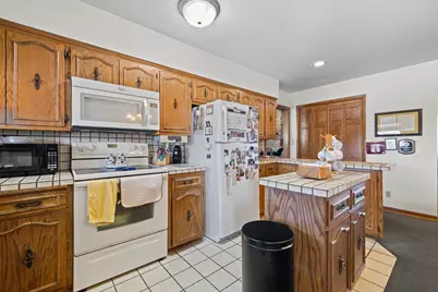 2138  25th Ave, Kenosha, WI 53140 - Photo 8