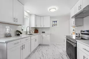 1401 Meadowbrook Blvd, Racine, WI 53405 - Photo 28