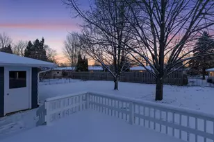 1401 Meadowbrook Blvd, Racine, WI 53405 - Photo 10