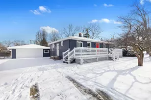 1401 Meadowbrook Blvd, Racine, WI 53405 - Photo 42