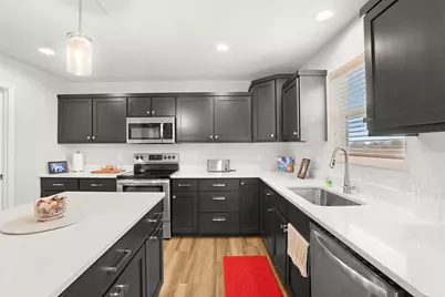 830  Burr Oak Ct, Oconomowoc, WI 53066 - Photo 10