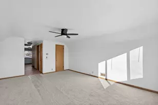 2545 S 60th St, West Allis, WI 53219 - Photo 8