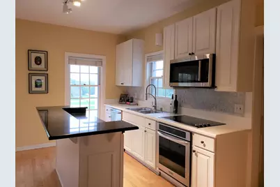 W280N1690  Golf View Dr, Delafield, WI 53072 - Photo 14