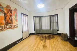 930 N 34th St, Milwaukee, WI 53208 - Photo 8