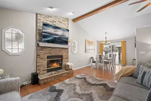 W152N7433 Westwood Dr, Menomonee Falls, WI 53051 - Photo 2