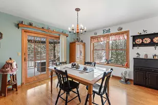 W1072 Hilltop Rd, Rubicon, WI 53078 - Photo 8