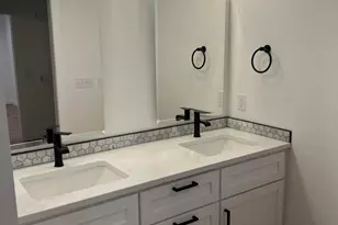 1351 Annapolis Dr, Holmen, WI 54636 - Photo 8