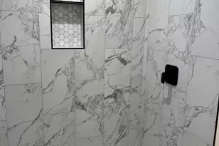 1351 Annapolis Dr, Holmen, WI 54636 - Photo 10