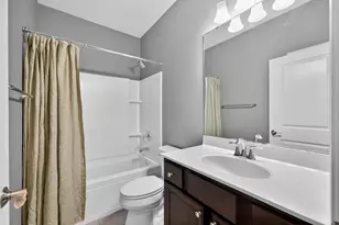 N88W18601 Duke St, Menomonee Falls, WI 53051 - Photo 22