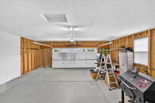 N88W18601 Duke St, Menomonee Falls, WI 53051 - Photo 24