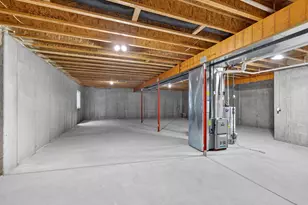 N88W18601 Duke St, Menomonee Falls, WI 53051 - Photo 26