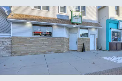 904  Indiana Ave, Sheboygan, WI 53081 - Photo 4