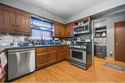 W220N2612  Maplewood Ln, Pewaukee, WI 53186 - Photo 8