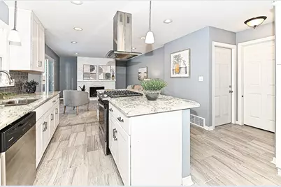 8822 W Dogwood St, Milwaukee, WI 53224 - Photo 12