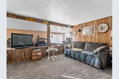 4213  Menasha Ave, Manitowoc, WI 54220 - Photo 8