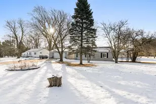 4213 Menasha Ave, Manitowoc, WI 54220 - Photo 6