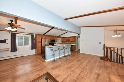 10156 S Nicholson Rd, Oak Creek, WI 53214 - Photo 6