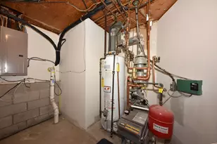 10156 S Nicholson Rd, Oak Creek, WI 53214 - Photo 26