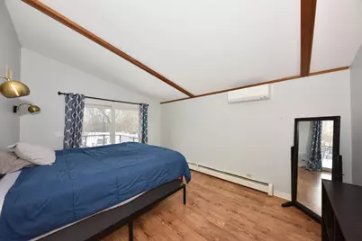 10156 S Nicholson Rd, Oak Creek, WI 53214 - Photo 12